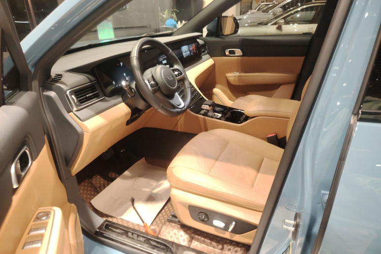 理想汽车 理想ONE 2021款 增程6座版局部细节19