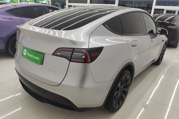 特斯拉 Model Y 2022款 长续航全轮驱动版车身外观6005