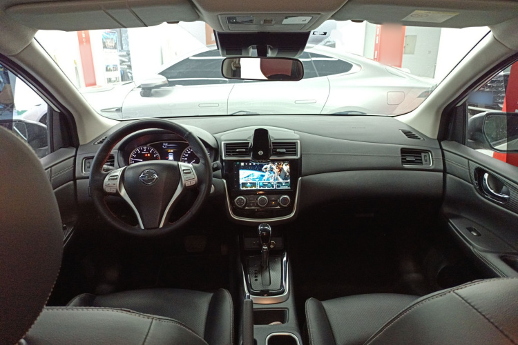 日产 骐达TIIDA 2024款 1.6L CVT智行版中控内饰12