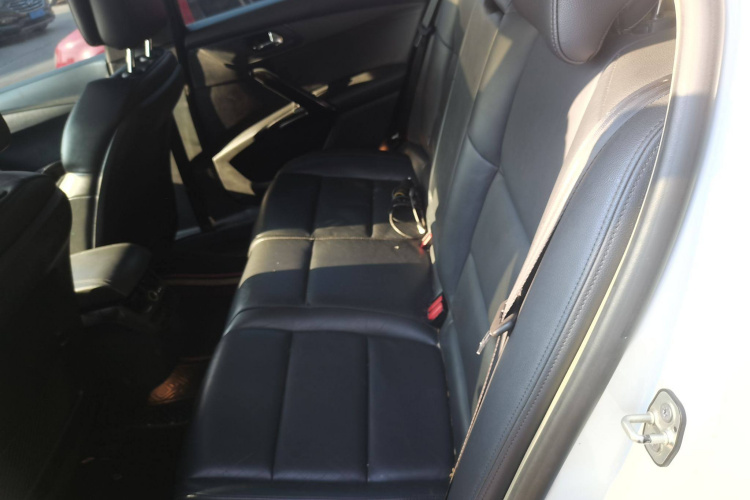 标致508 2015款 1.6THP 自动致臻版中控内饰21