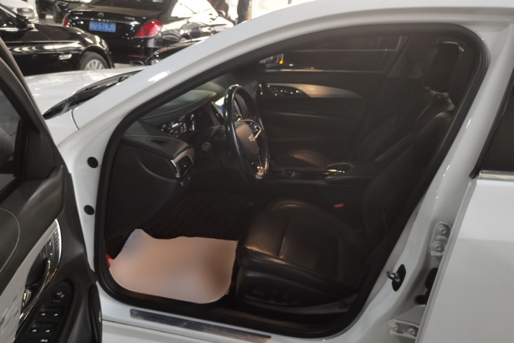 凯迪拉克ATS-L 2017款 28T 时尚型中控内饰20