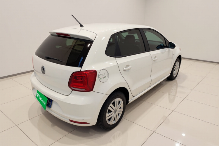 大众 Polo 2016款 1.4L 自动风尚型车身外观7