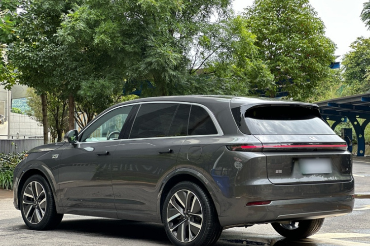 理想汽车 理想L7 2024款 Ultra车身外观6007
