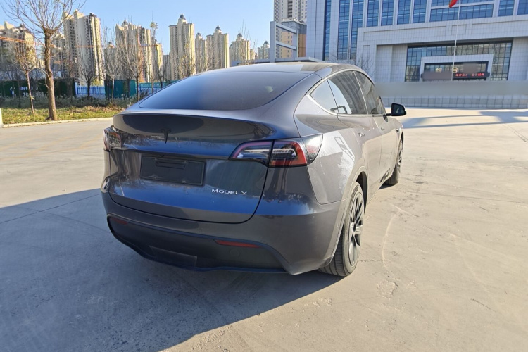 特斯拉 Model Y 2021款 长续航全轮驱动版车身外观6004