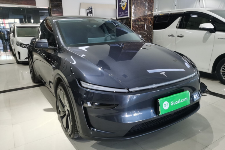 特斯拉 Model Y 2025款 长续航全轮驱动 首发版车身外观6002