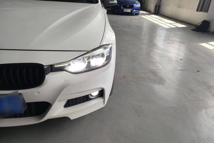 宝马3系 2019款 320Li M运动曜夜版局部细节36