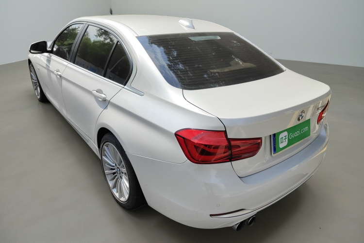 宝马3系 2018款 320Li 时尚型车身外观5