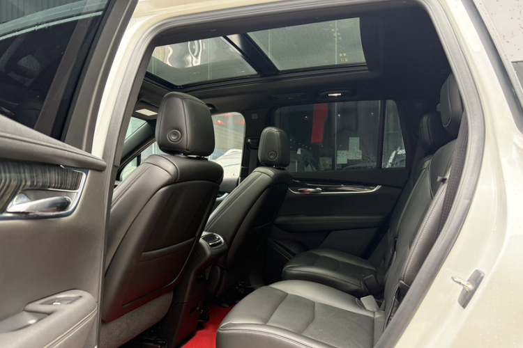 凯迪拉克XT6 2021款 28T 六座四驱豪华型中控内饰7001