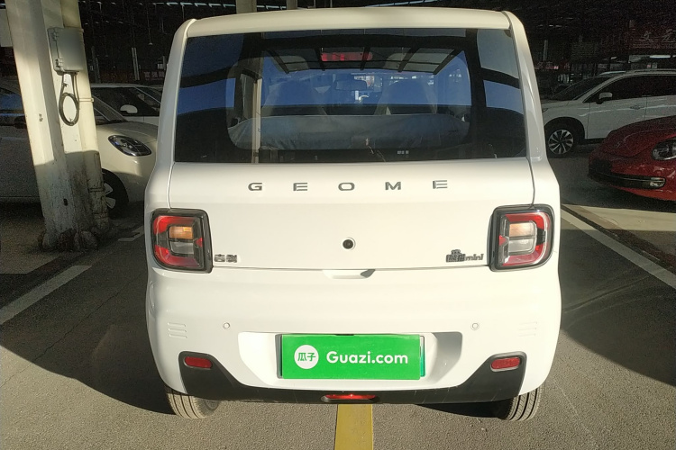 吉利银河 2024款 熊猫mini 200km 耐力熊车身外观6