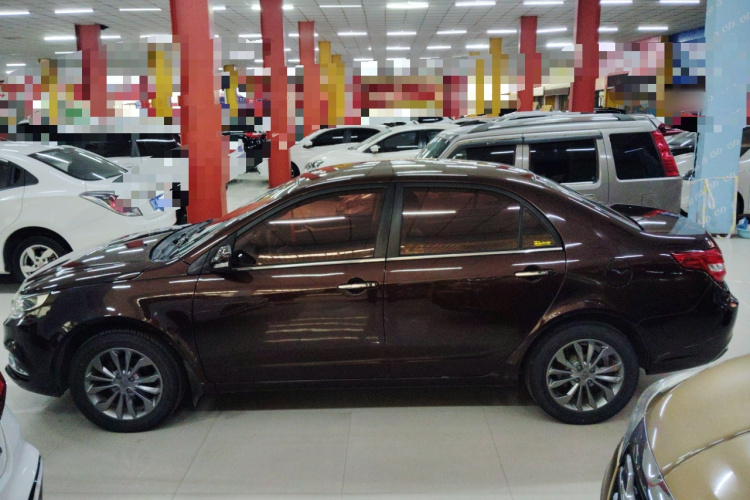 吉利汽车 远景 2017款 1.5L 自动幸福版车身外观4