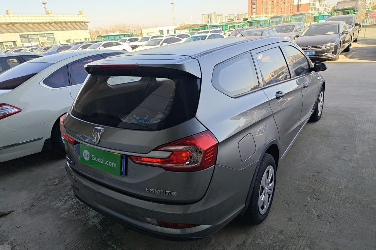 宝骏310W 2020款 1.5L 自动劲享型 国VI车身外观7