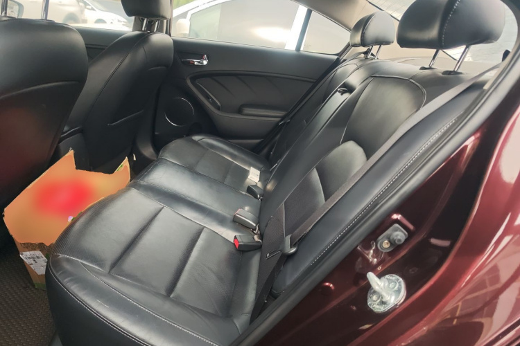 起亚K3 2016款 1.6L 自动GLS中控内饰21