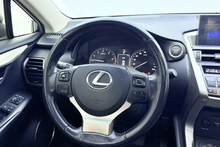 雷克萨斯NX 2016款 200 全驱 锋尚版局部细节9003