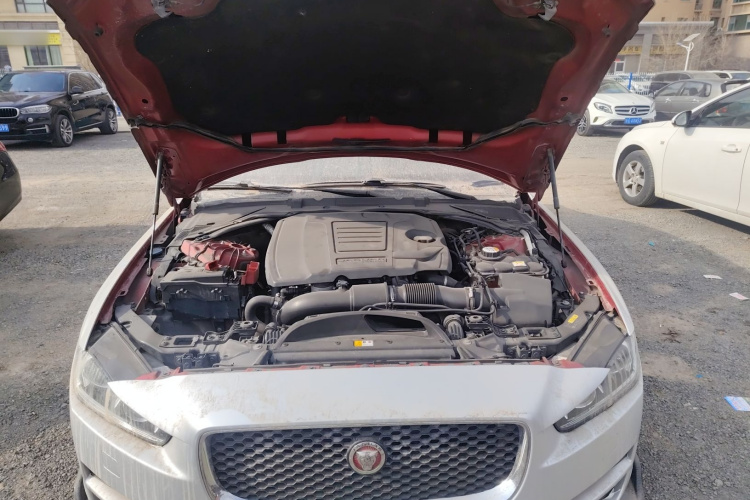 捷豹XEL 2018款 2.0T 200PS 尊享版局部细节24