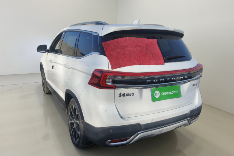 东风风行 风行T5 2021款 1.5T 自动豪华型车身外观5