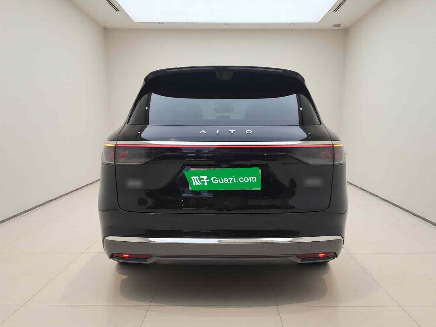 鸿蒙智行 问界M8 2025款 增程 Max版 37kWh 5座版 (192线激光雷达）(3)