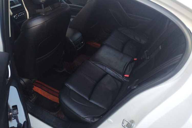 马自达3 昂克赛拉 2017款 两厢 1.5L 自动豪华型 国V中控内饰21