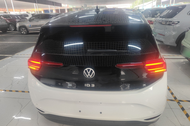 大众ID.3 2025款 聪明款 纯净智享版车身外观6
