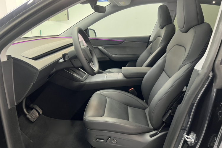 特斯拉 Model Y 2025款 后轮驱动版局部细节19