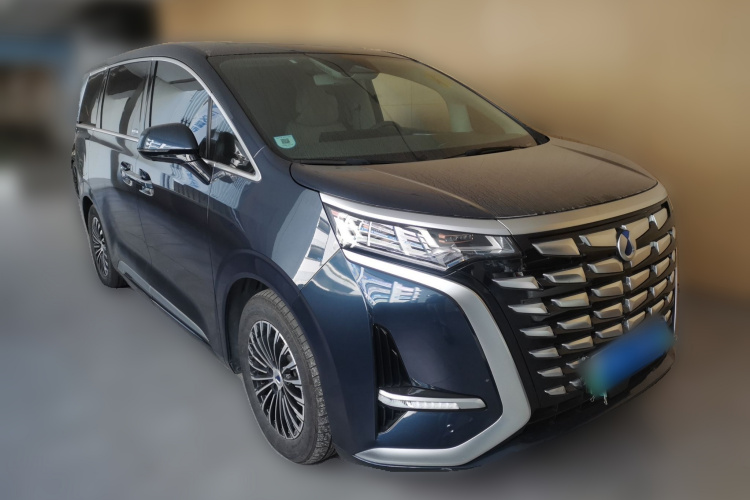 腾势D9 2022款 DM-i 1040 尊贵型车身外观3