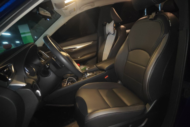英菲尼迪QX50 2018款 2.0T 四驱菁英版中控内饰19