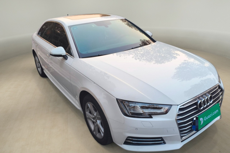 奥迪A4L 2018款 30周年年型 40 TFSI 进取型车身外观3