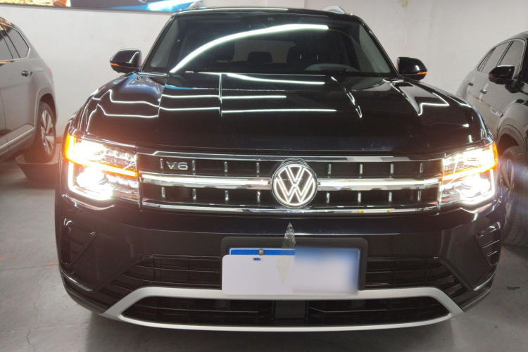 大众 途昂 2023款 530 V6 四驱尊崇旗舰版车身外观2