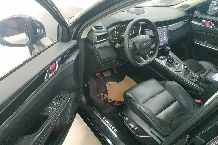 领克01 2021款 2.0TD 两驱型Pro中控内饰7003