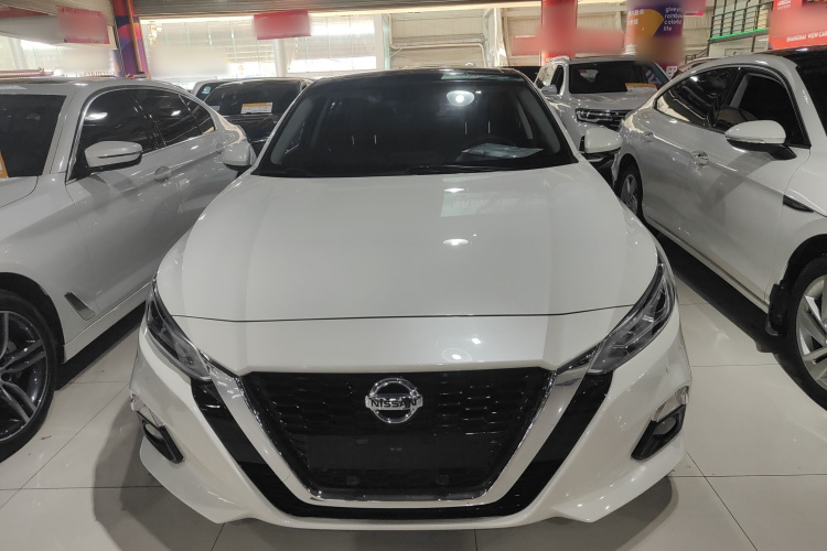 日产 天籁 2021款 2.0L XL 舒适版车身外观2