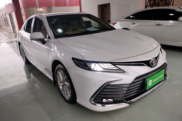 丰田 凯美瑞 2021款 2.0G 豪华版车身外观3