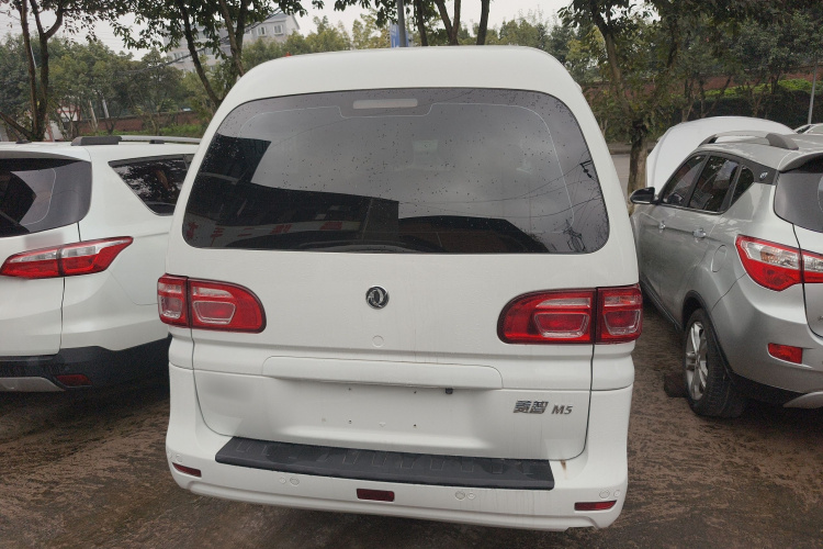 东风风行 菱智 2020款 M5L 1.6L 实用型车身外观6