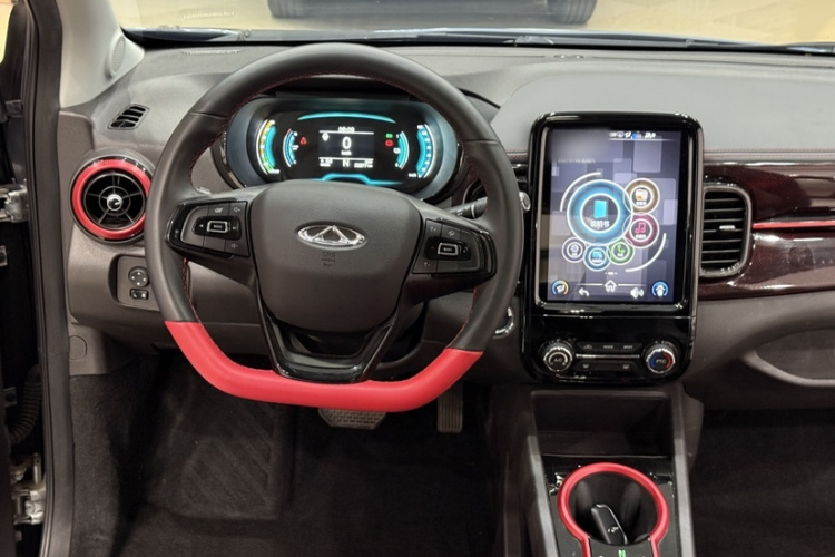 奇瑞 小蚂蚁 2022款 甜粉款 半糖版 磷酸铁锂 29.2kWh 30kW 301km局部细节13