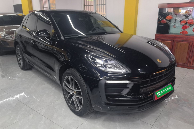 保时捷 2023款 Macan 2.0T车身外观3