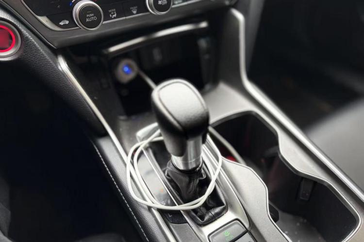 本田 雅阁 2018款 260TURBO 精英版 国VI中控内饰7006