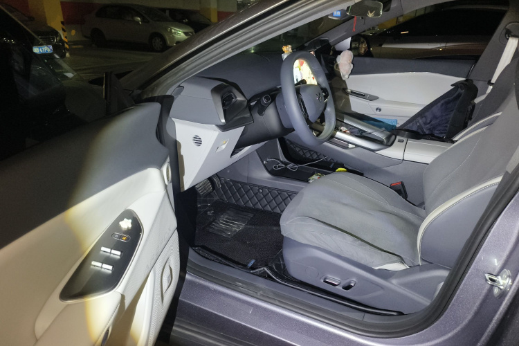 ARCFOX极狐 极狐 阿尔法S5 2024款 560PRO 185kW中控内饰20