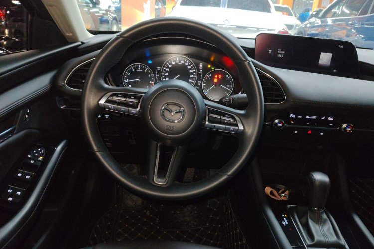 马自达3 昂克赛拉 2021款 2.0L 自动质雅版中控内饰13