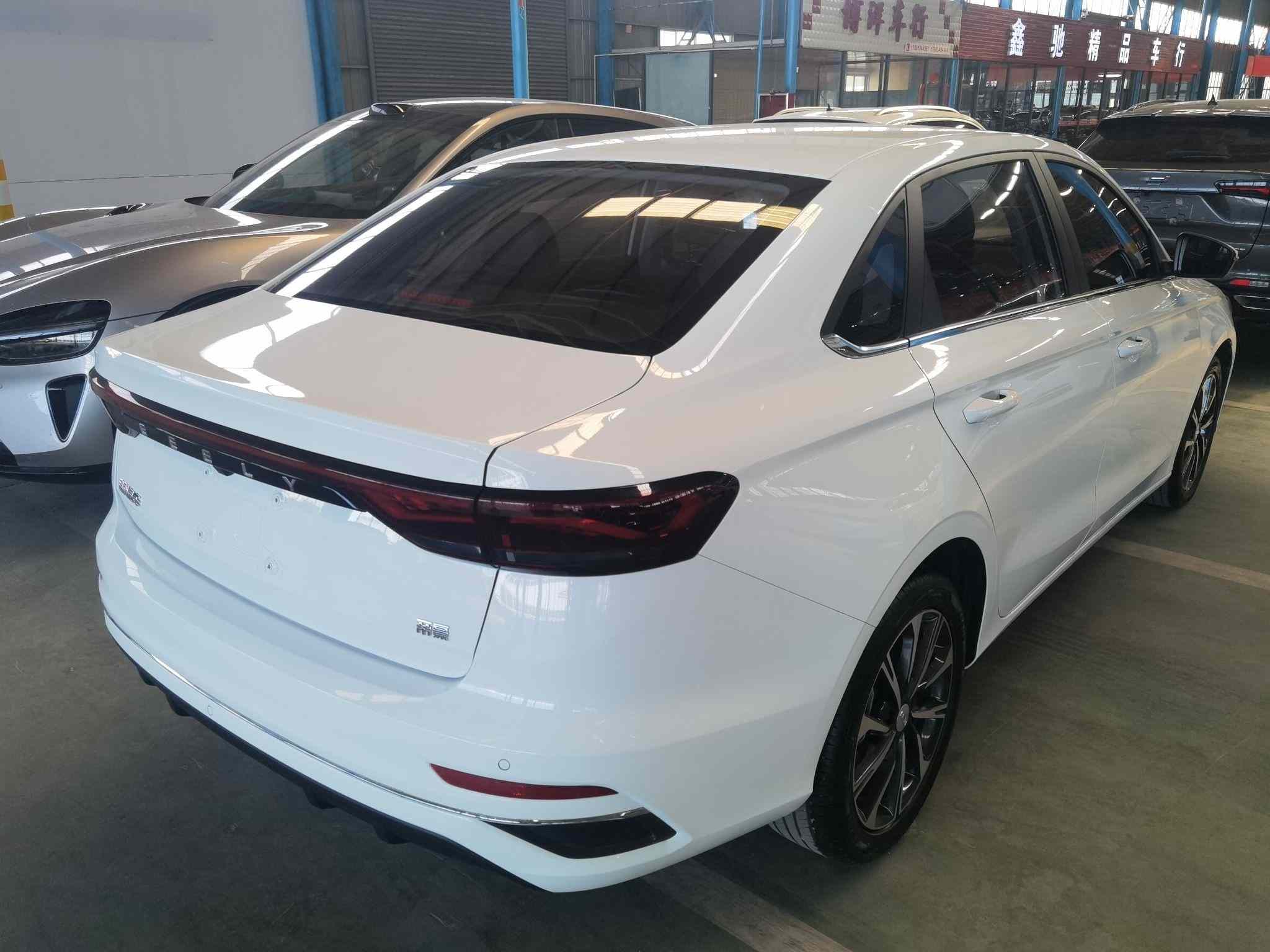 吉利汽车 帝豪 2025款 第4代 1.5L CVT尊贵型(4)