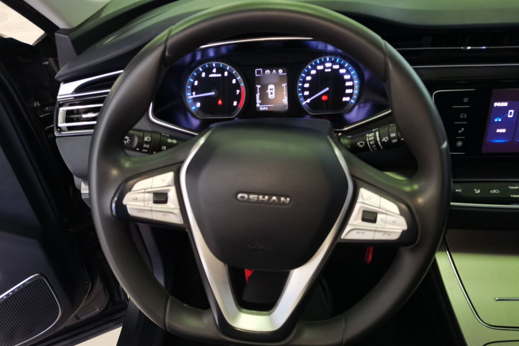 长安欧尚X7 2021款 1.5T 手动豪华型中控内饰13