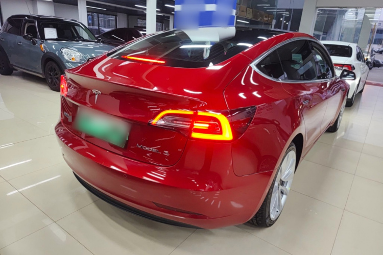 特斯拉 Model 3 2019款 标准续航后驱升级版车身外观7
