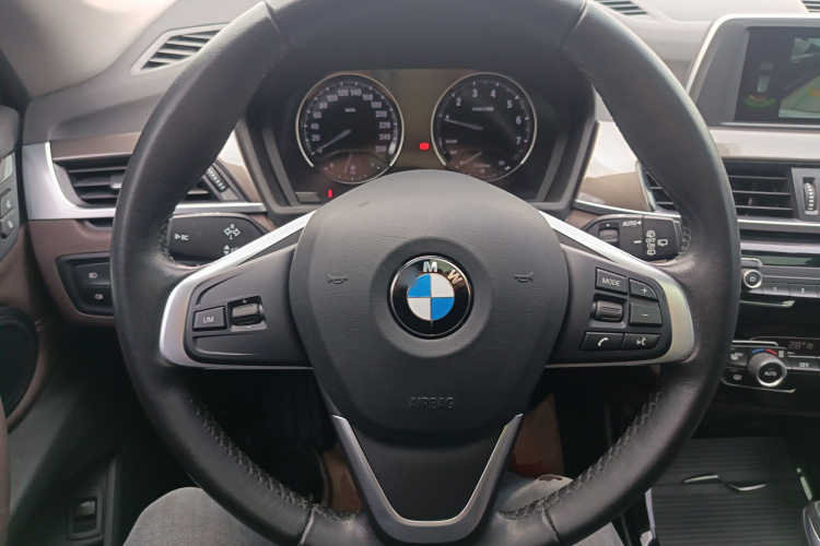 宝马X1 2019款 sDrive18Li 尊享型局部细节13