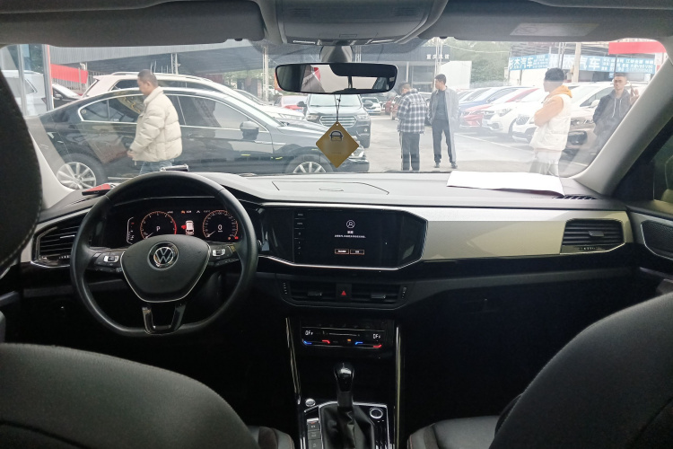 大众 探岳 2022款 330TSI 两驱豪华智联版中控内饰12