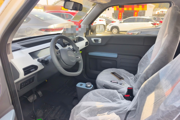 吉利银河 2024款 熊猫mini 200km 耐力熊局部细节19