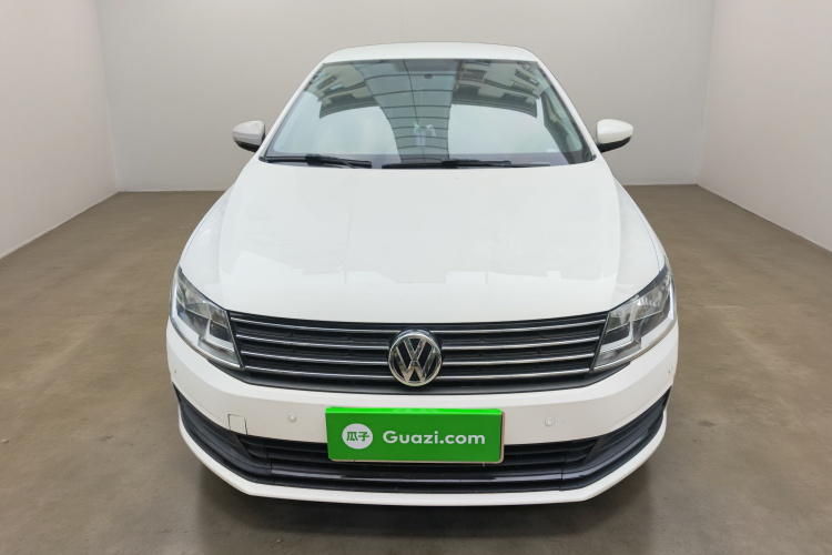 大众 朗逸 2017款 1.6L 手动风尚版车身外观2