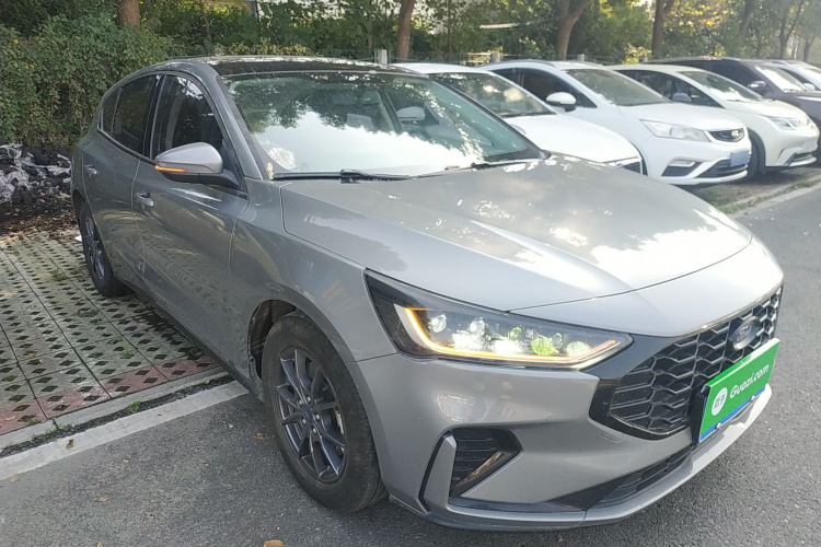 福特 福克斯 2022款 两厢 EcoBoost 180 自动竞速版车身外观6002