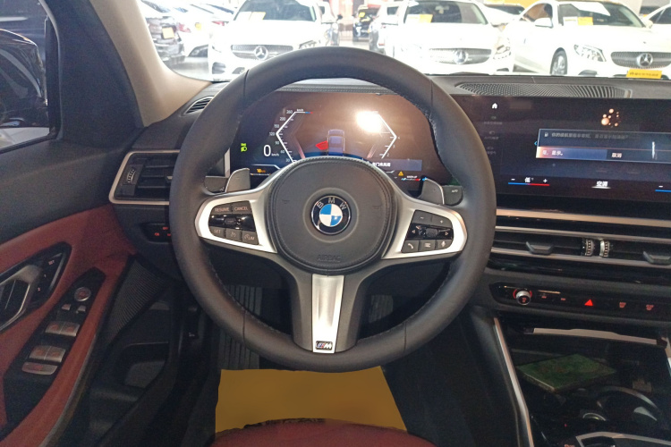 宝马3系 2023款 320Li M运动套装中控内饰13