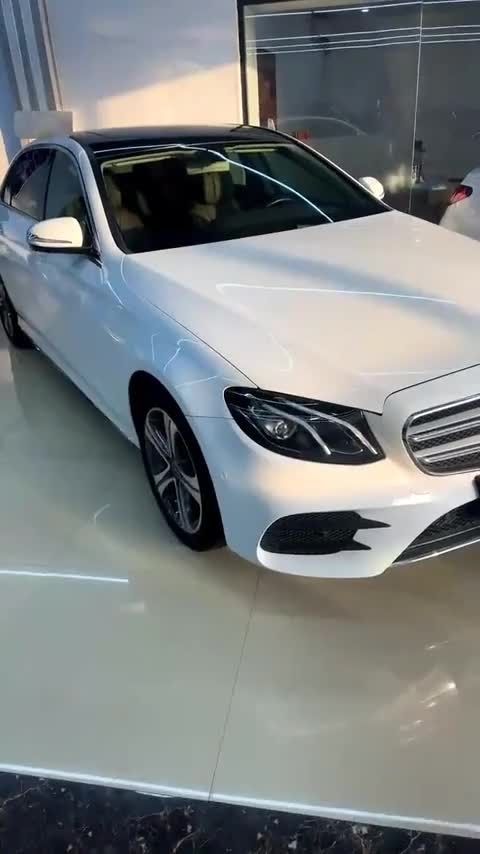 奔驰E级 2018款 改款 E 200 L 运动型讲解1