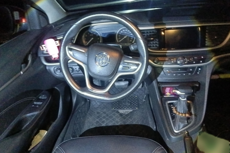 别克 英朗 2015款 15N 自动豪华型局部细节13