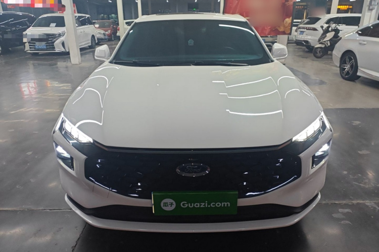 福特 蒙迪欧 2023款 EcoBoost 180 舒雅型车身外观2