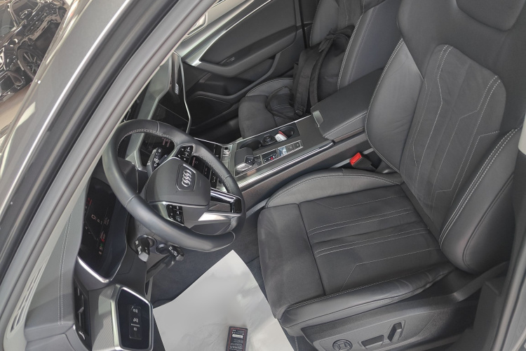 奥迪A6(进口) 2024款 Avant 先锋派 45 TFSI 臻选动感型局部细节19