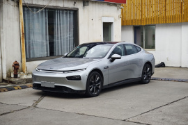 小鹏P7 2020款 670N